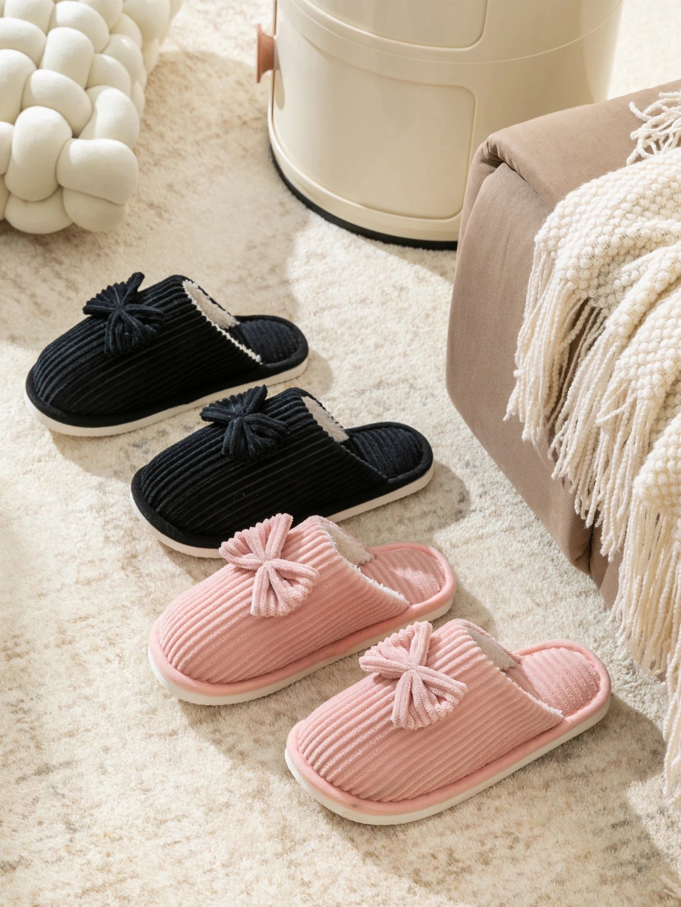 Women's Lightweight and Comfortable Bow Slippers for Home