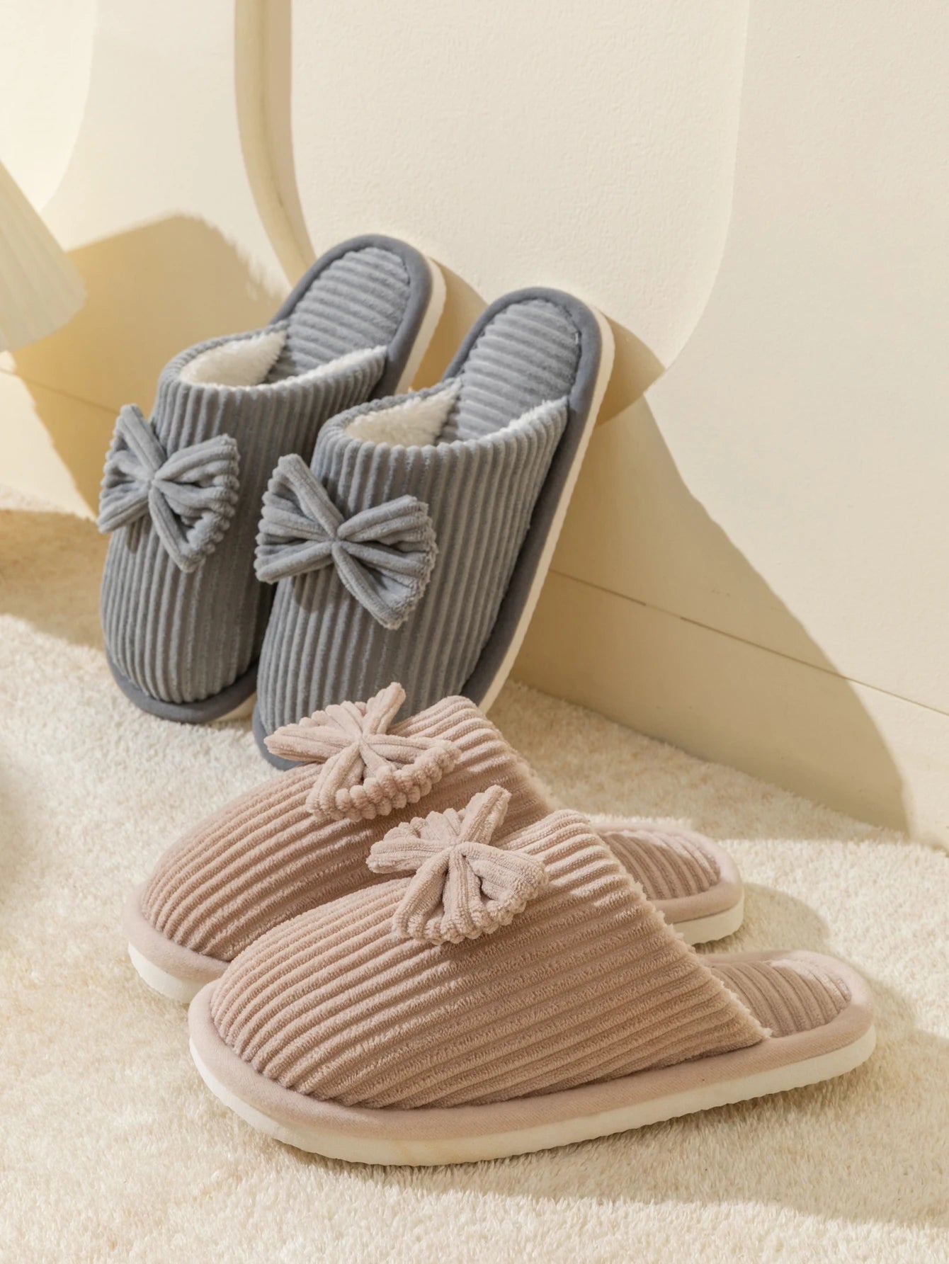 Women's Lightweight and Comfortable Bow Slippers for Home